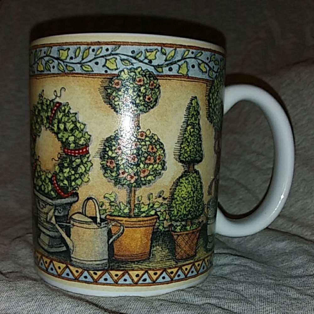 Lang And Wise “Topiaries” Mug.SW #13 Colonial Wil